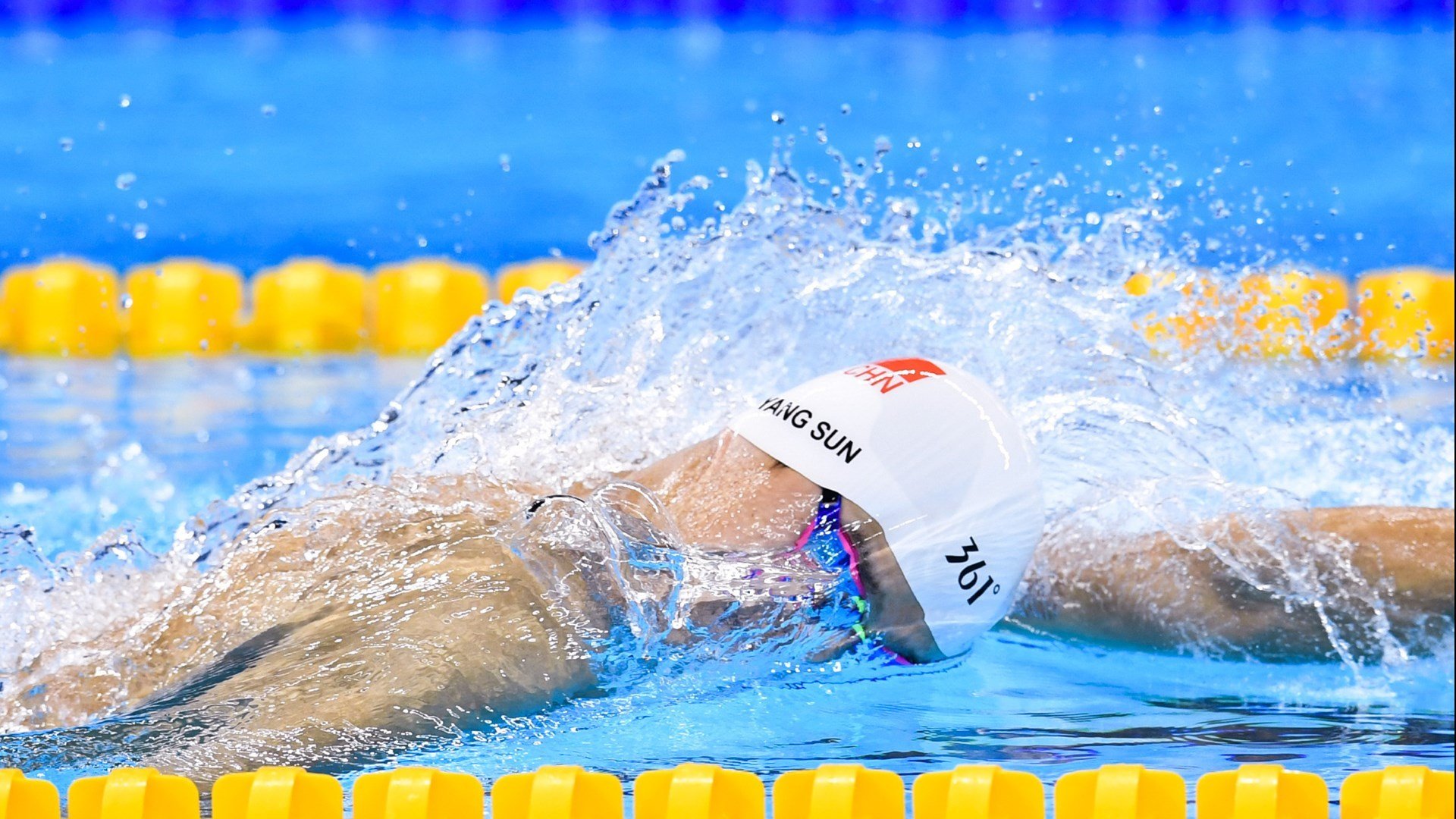 《传统体育与电竞融合：新合作开启双赢局面》，电竞比赛和传统体育比赛区别