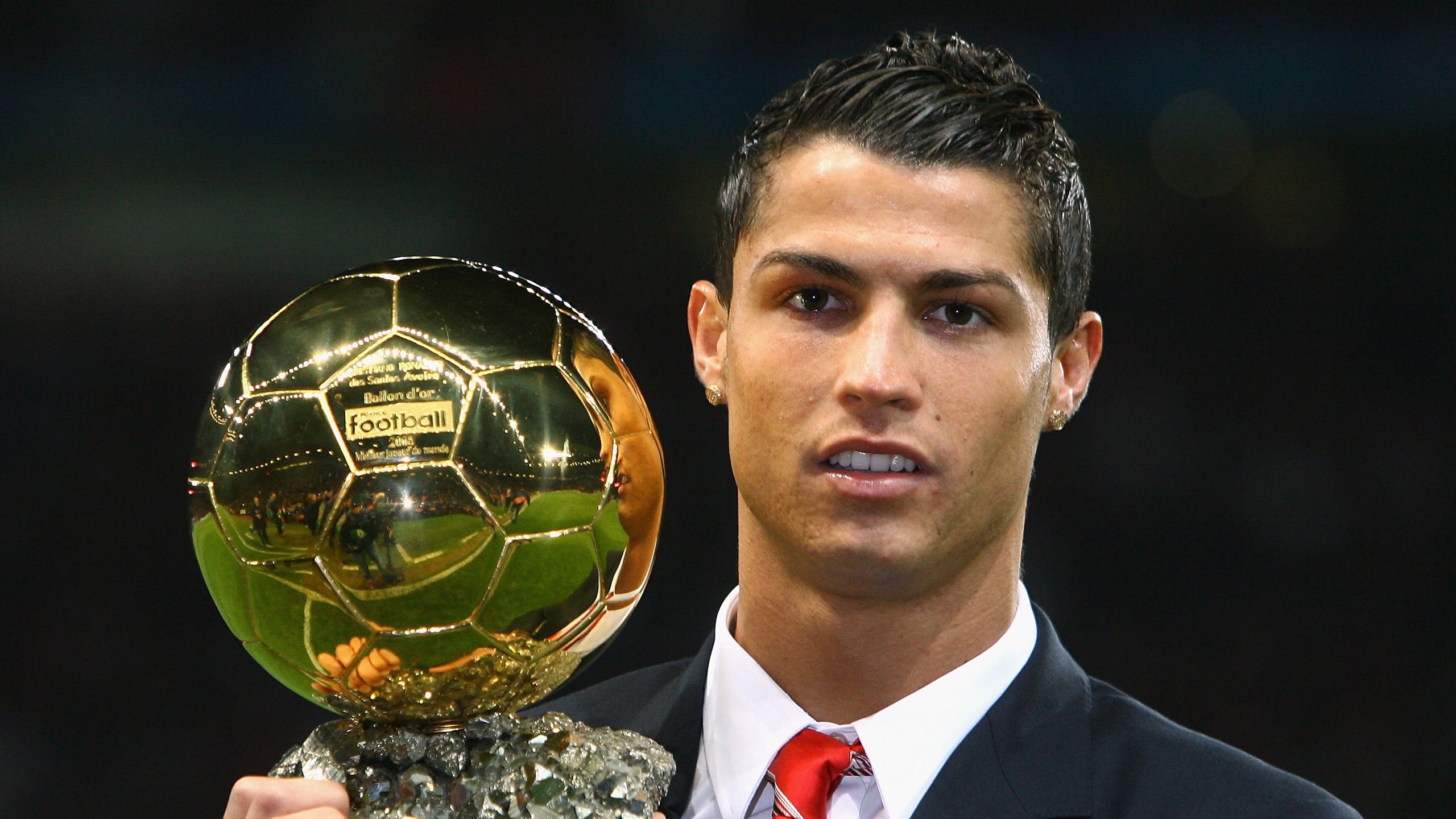 墨西哥骑手费德里科·费尔南德斯在巴黎奥运会后宣布退役，结束辉煌的职业生涯。